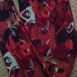 LuLaRoe Disney Leggings TC - New